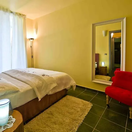 Casa Nalin * La Morra